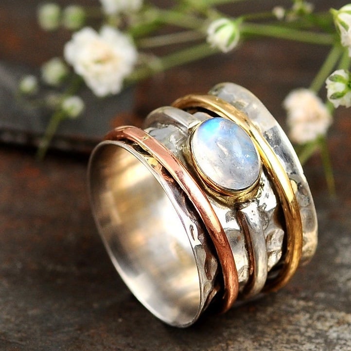 🔥 Last Day Promotion 49% OFF🎁Wide Band Two Tone Moonstone Spinner Ring
