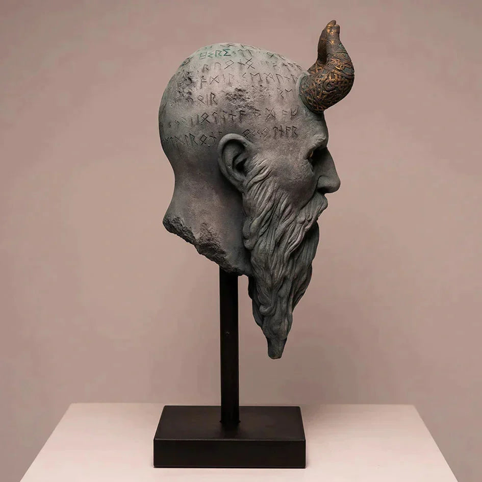 Mimir Skull Statue