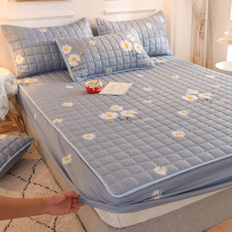 🎁Hot Sale!! 50% OFF-Sale🔥2022 Latest Breathable Silky Mattress Cover